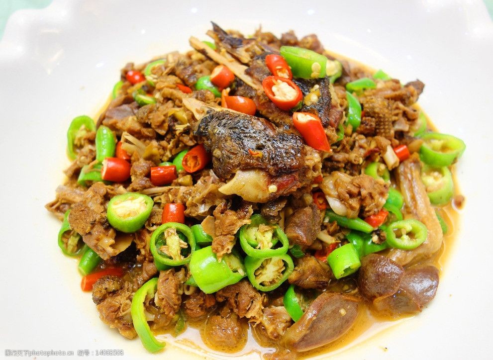 关键词:一锅草鸭 精美菜肴 美食 传统菜肴 鸭子 小炒 传统美食 餐饮