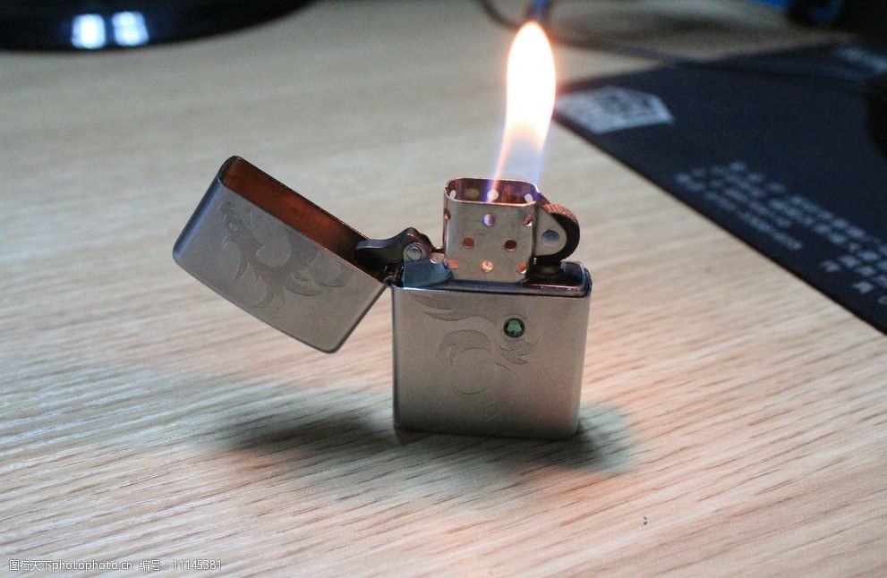 车内放打火机自燃的可能性大吗？