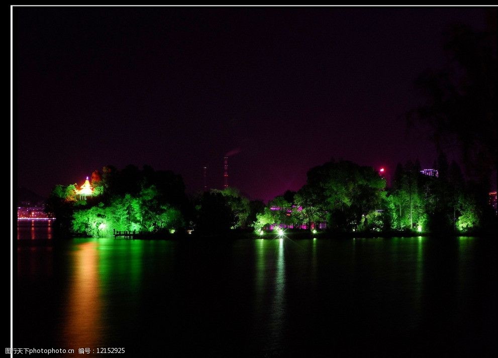 磁湖夜景(非高清)图片