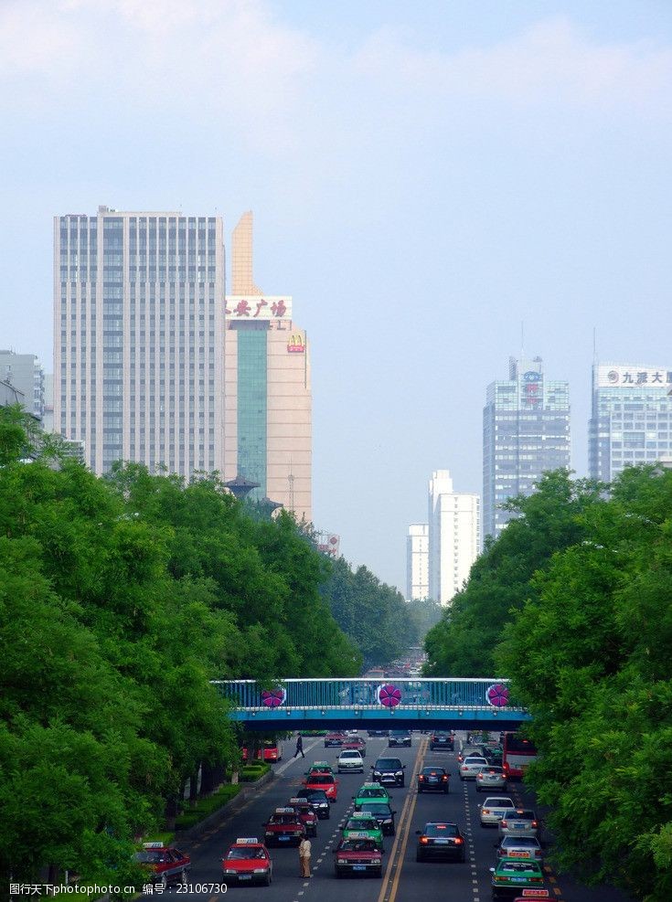 石家庄中山路街景