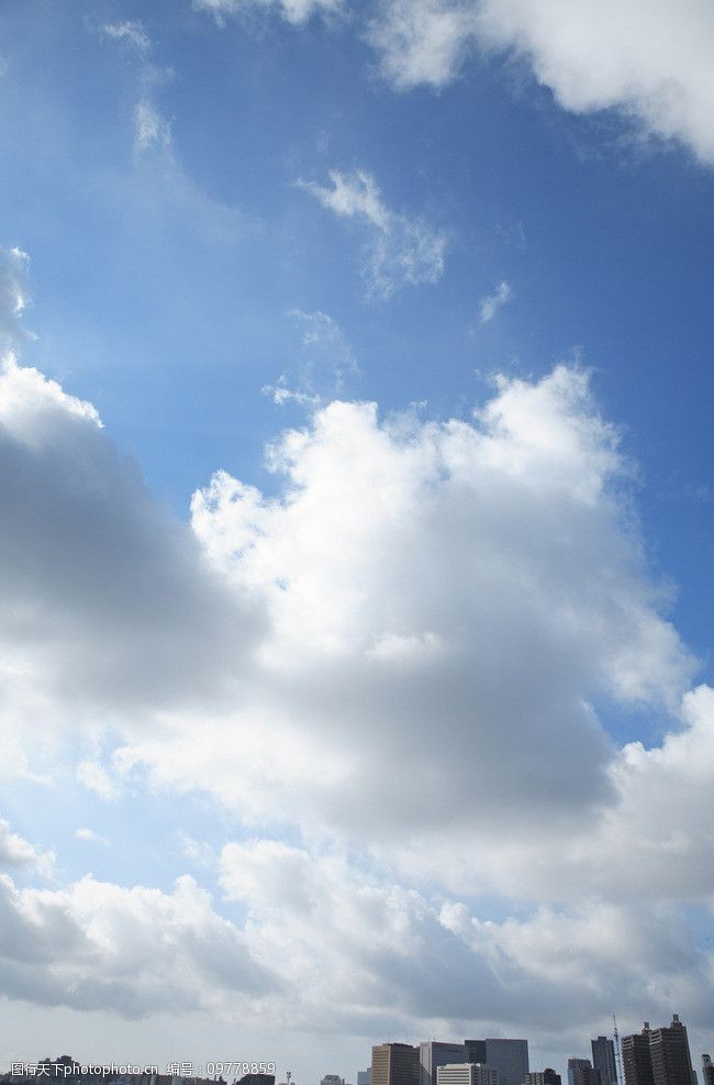 关键词:天空 城市 城市群 白云 乌云 蓝天 安静 远景 自然风光 风景