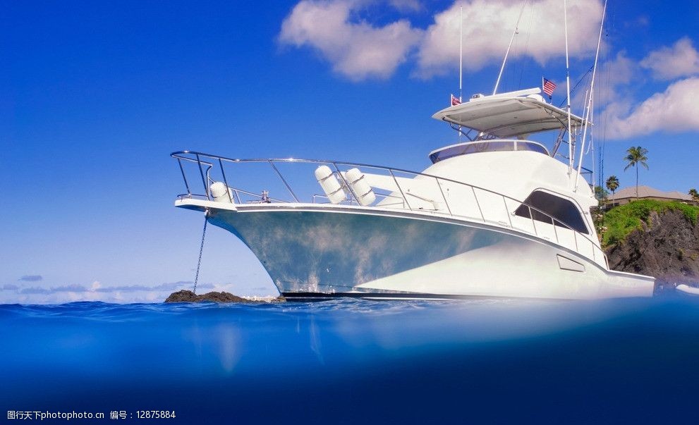 关键词:海边游轮 海边 游轮 蓝天 白云 现代科技 交通工具 摄影 120