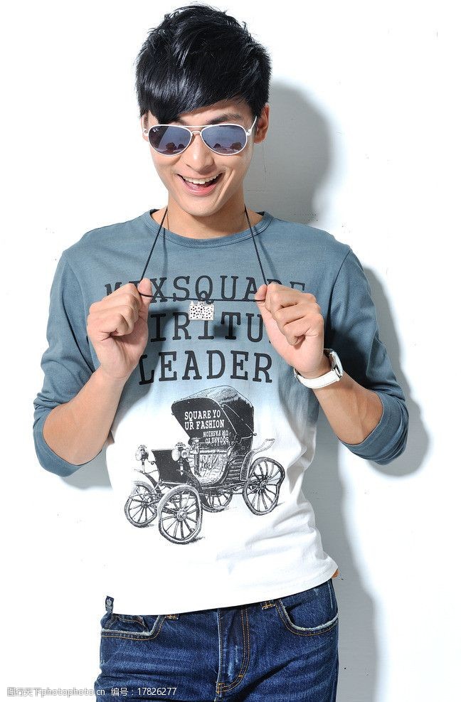 品牌男装海报型男人物图片