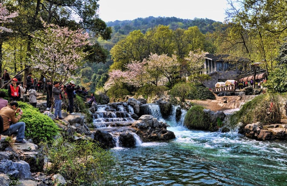 太子湾公园奔流溪水图片