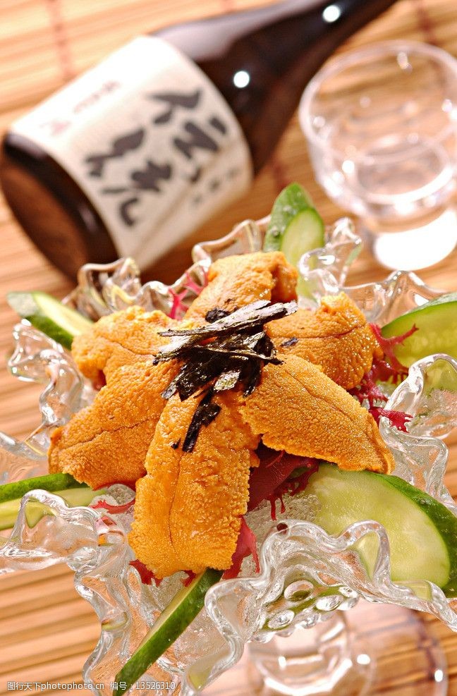 日式北海道海胆刺身图片