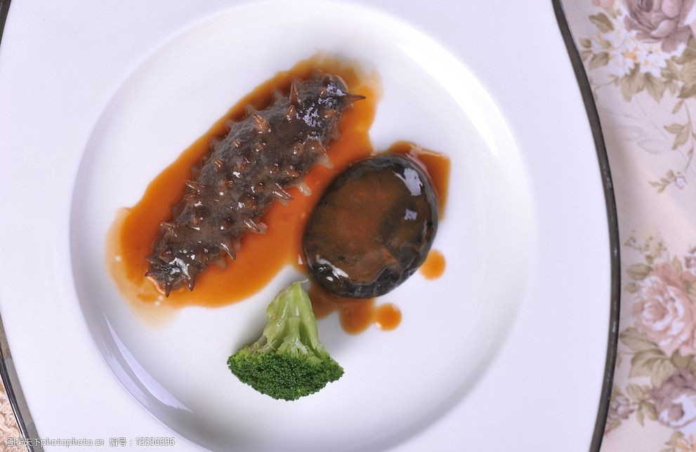 鲍汁花菇扣关东参图片