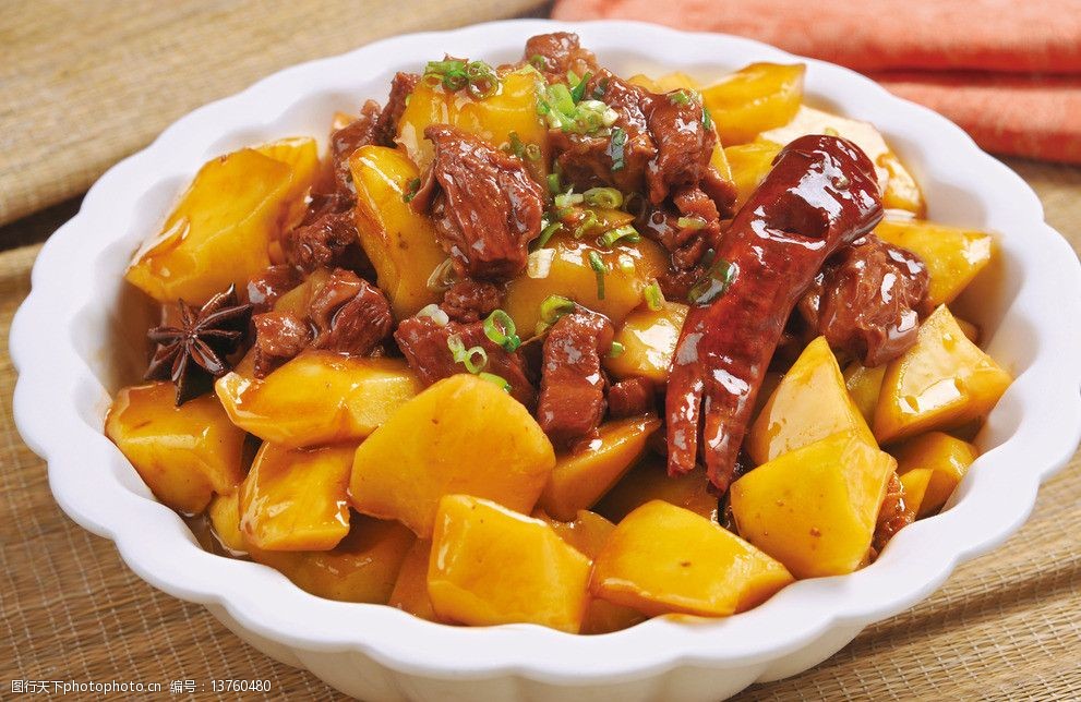 牛腩炖土豆图片图片-图行天下图库