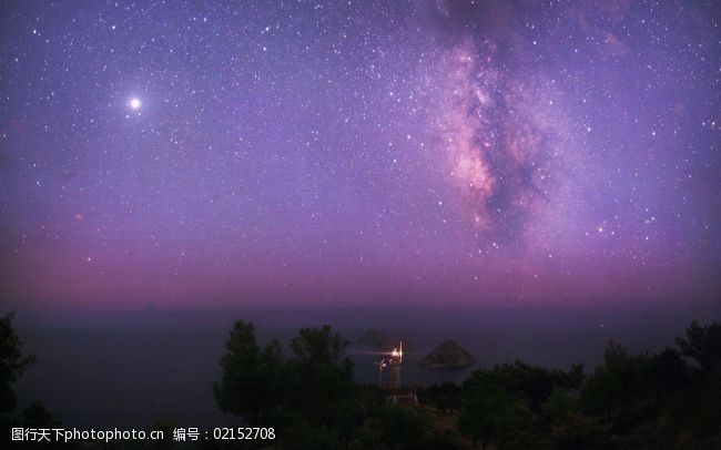 关键词:紫色的浩瀚星空免费下载 星河 星空 夜晚 图片素材 风景生活