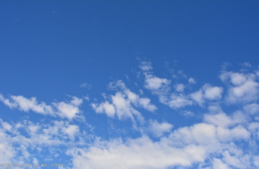 蓝天背景图片