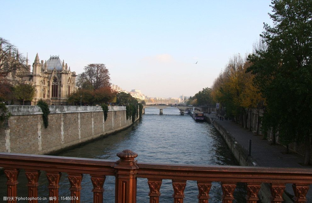 塞纳河风光图片